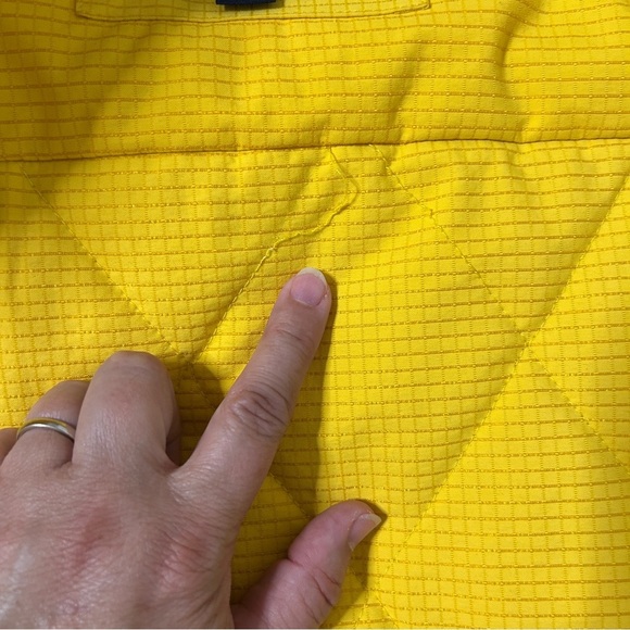 Tommy Hilfiger Vintage Yellow Quilted Vest  Insert Women’s Medium Outerwear Fall - Picture 6 of 16